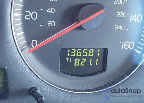 2004 Volvo S60 2.4 из США, поврежденный, VIN YV1RS61T242373459